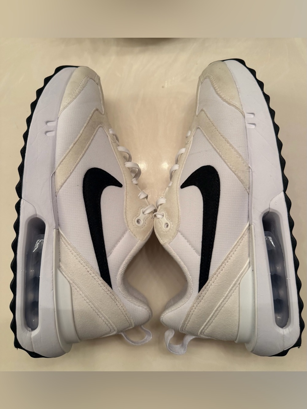 Nike Air Max Dawn - Picture 8 of 11